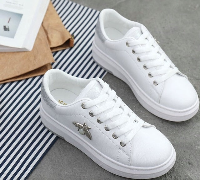 Casual Shoes Women Breathable Leather Sneakers