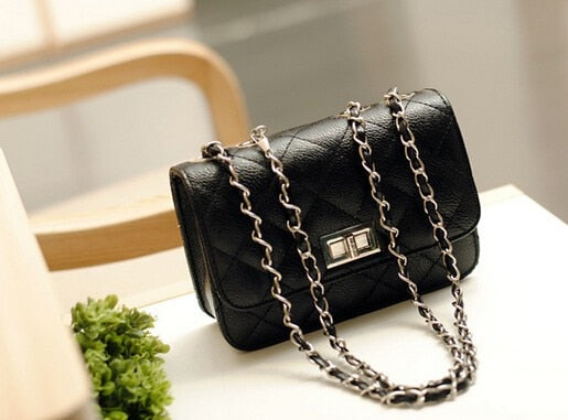 Leather Wind Chain Lozenge Shoulder Handbags