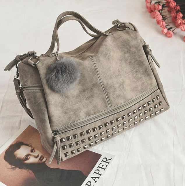 Leather Fair Ball Tassel Handbag f